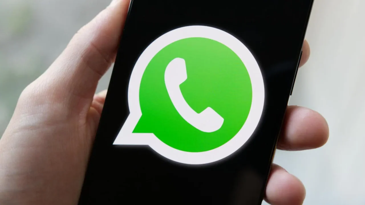 WhatsApp iOS Beta Threaded Replies: What It Is, How It Works & How to Get It